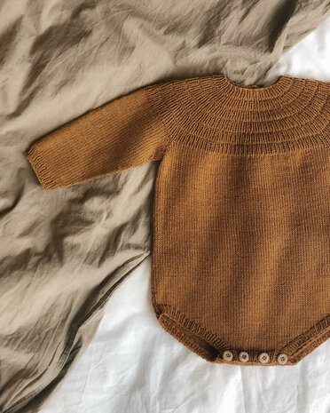 PetiteKnit - Anker’s Suit