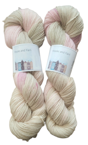 McButton Sock Yarn - Sweet Dreams