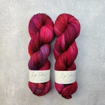 Dye To Knit – Red Red Wine (A21)