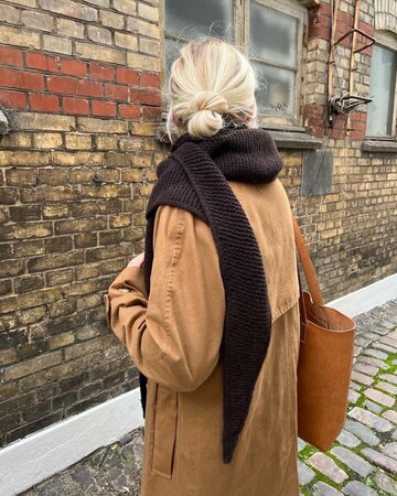 PetiteKnit - The Sophie Shawl