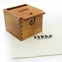 LYKKE Crafts - Mangowood Oversized Yarn Box met fluwelen opberghoes.